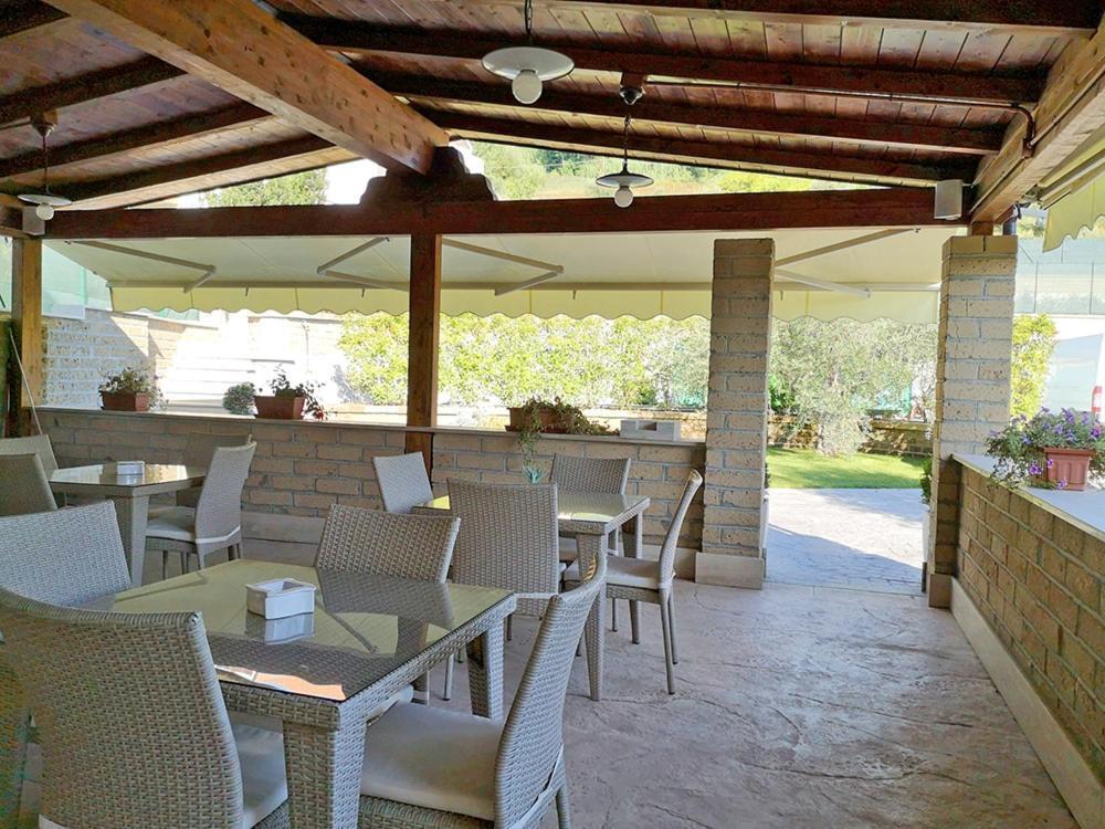 Bed and Breakfast Pit Lane Offida Exterior foto